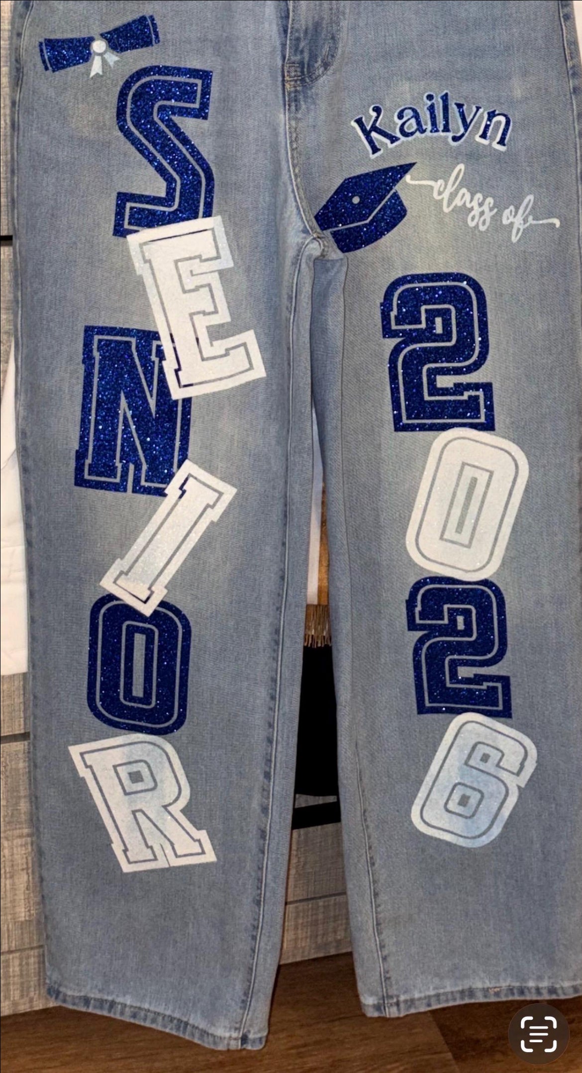 Senior Jeans