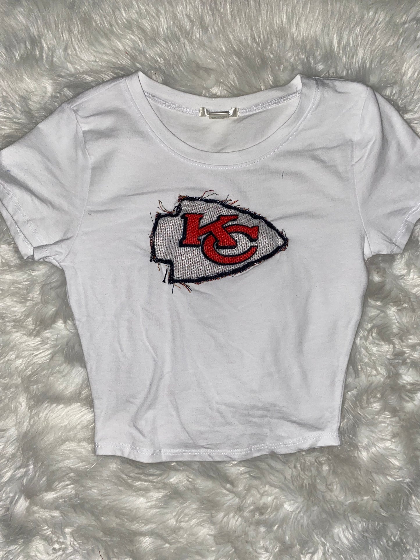 White Women’s Cropped Chiefs Tee