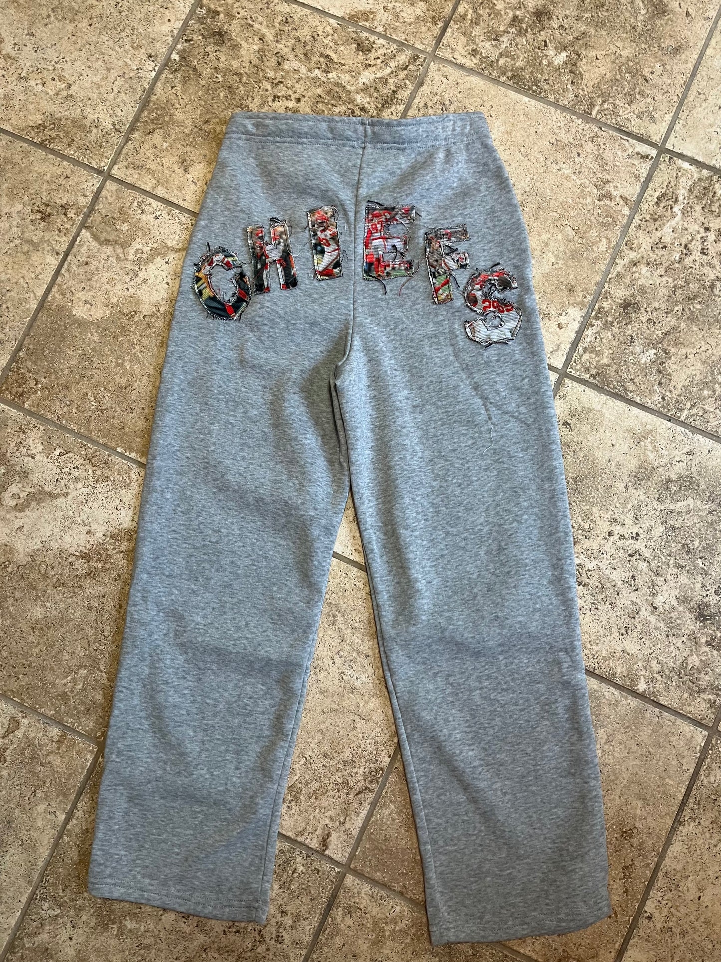 Medium Chiefs pants